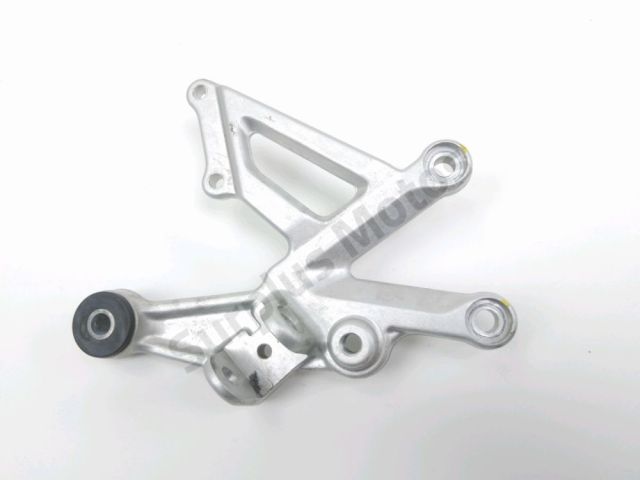 Platine avant droite occasion APRILIA RSV4 2013