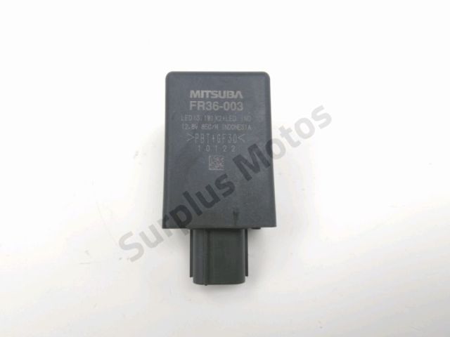 Relais boitier electrique occasion HONDA CB 650 R 2021