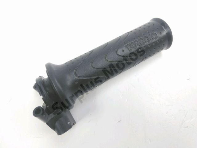 Poignee gaz occasion PIAGGIO BEVERLY HPE 2023