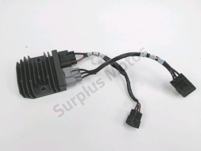 Regulateur de tension occasion TRIUMPH SPEED TRIPLE S 2016