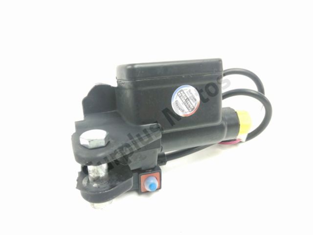 Maitre cylindre frein av complet occasion OPAI OPY 2021