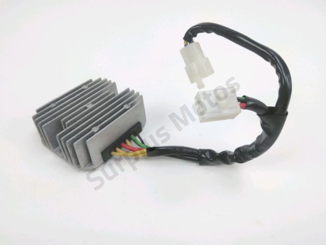 Regulateur de tension occasion KAWASAKI J 300 2015