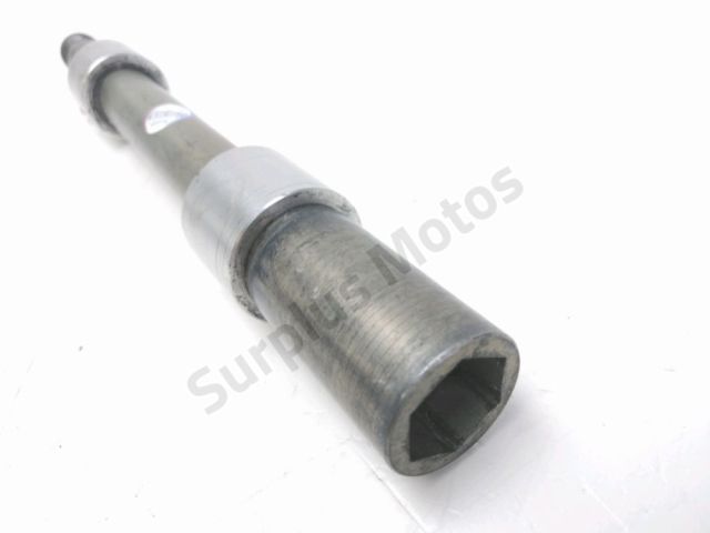 Axe de roue avant occasion TRIUMPH DAYTONA 2012