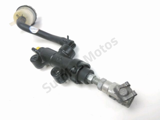 Maitre cylindre frein ar complet occasion TRIUMPH STREET 2011