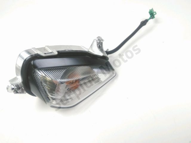 Clignotant avant d occasion SUZUKI BURGMAN STREET 125 EX AVENIS 2023