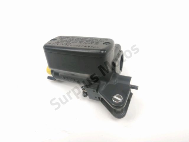 Maitre cylindre embrayage complet occasion HONDA VFR 800 2003