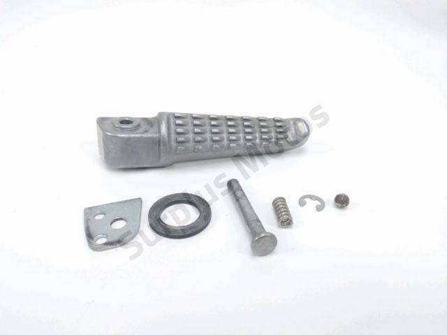 Repose pieds arriere droit occasion KAWASAKI Z 900  2020