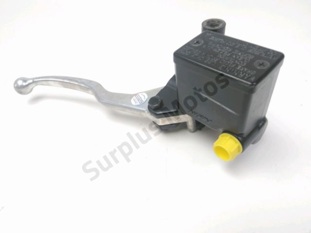 Maitre cylindre frein av complet occasion SUZUKI BURGMAN 125 2011