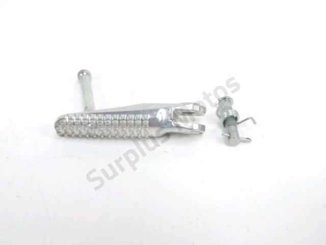 Repose pieds avant droit occasion yamaha R7 2024