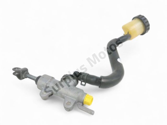 Maitre cylindre frein ar complet occasion HONDA VFR 800 2004