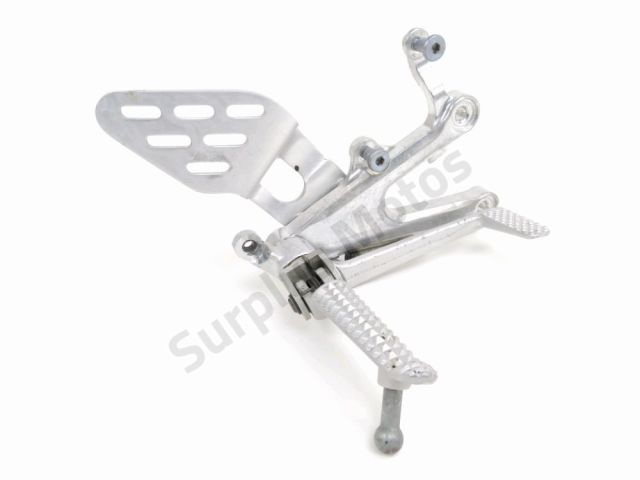 Platine avant droite occasion YAMAHA YZF-R6 600 2005