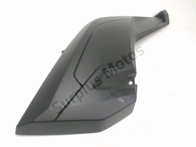 Cache lateral droit occasion YAMAHA YP 125 X-MAX 2017