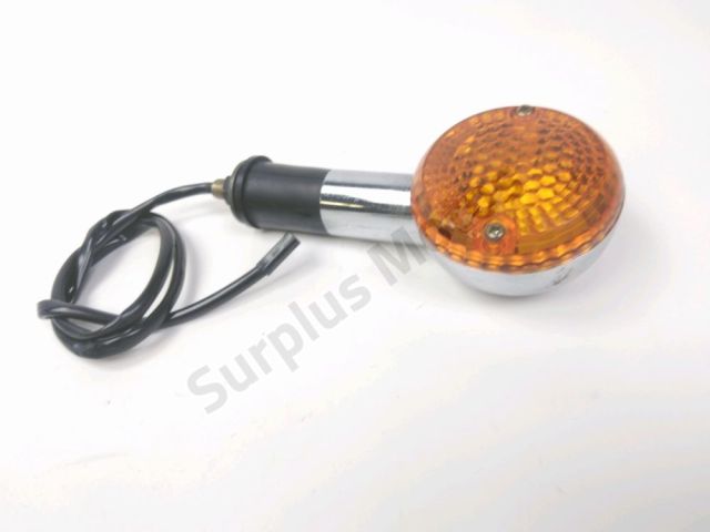 Clignotant arriere d occasion SUZUKI GZ 125 MARAUDER 1999