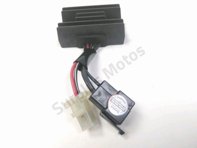Regulateur de tension occasion SUZUKI GZ 125 MARAUDER 1999