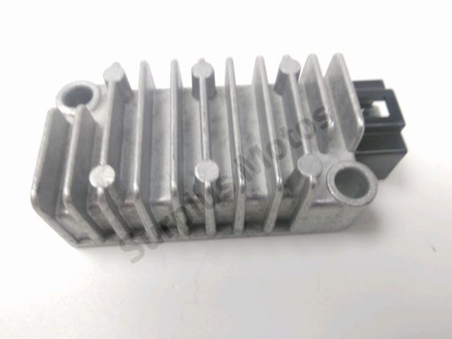 Regulateur de tension occasion YAMAHA MT 125 2019