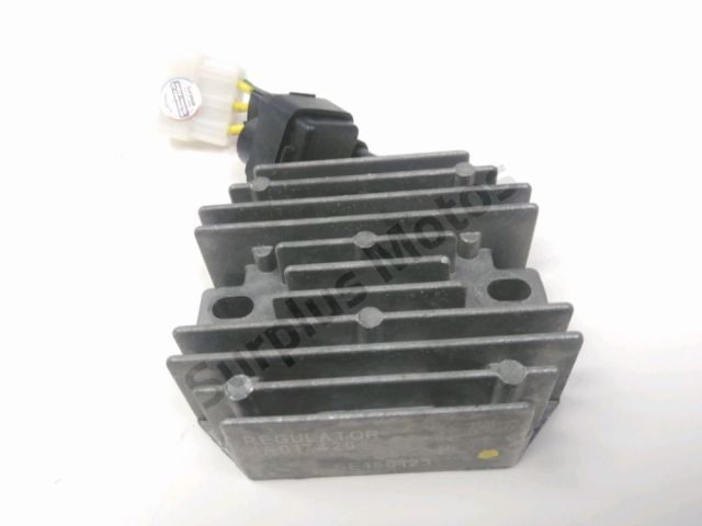 Regulateur de tension occasion VESPA SPRINT S 4T 2023