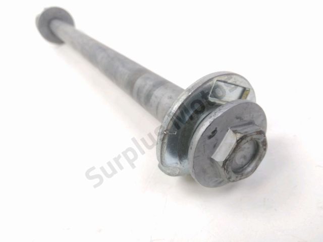 Axe de roue arriere occasion HONDA CB 600 HORNET 2003