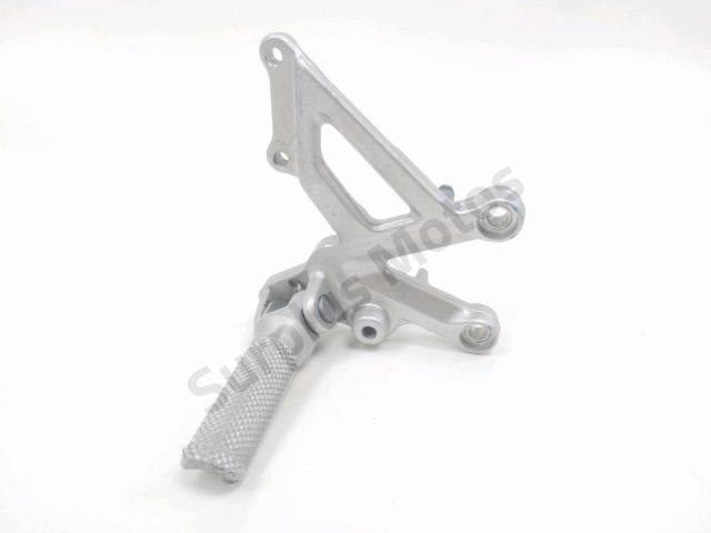 Platine avant droite occasion APRILIA RSV4 FACTORY 2023