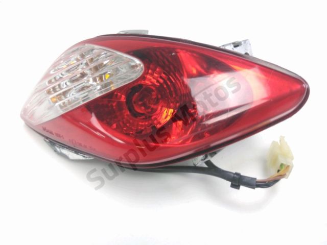 Feu arriere gauche occasion YAMAHA VP 125 X-CITY 2009