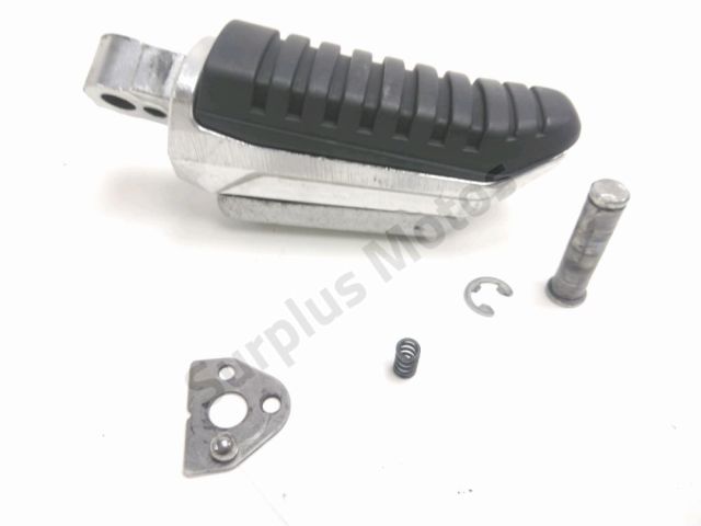 Repose pieds arriere droit occasion SUZUKI GSF 1250 BANDIT S 2008