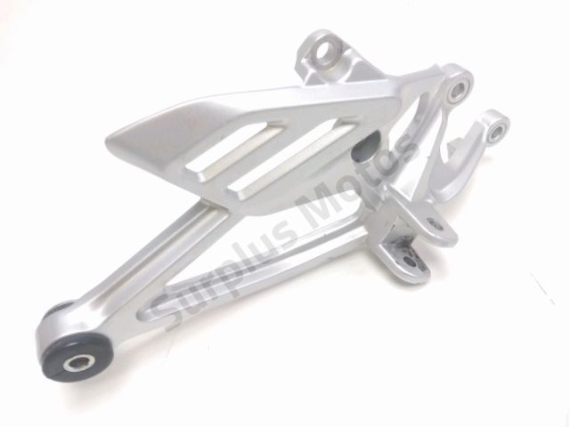 Platine avant droite occasion YAMAHA YZF-R 125 2020