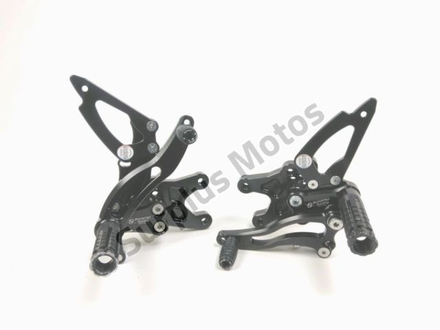 Platine avant droite occasion SUZUKI GSXR 1000 2008