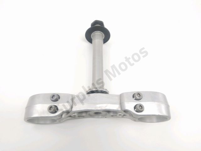 Te inferieur occasion TRIUMPH STREET TRIPLE 2013