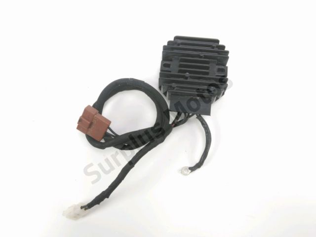 Regulateur de tension occasion HUSQVARNA SVARTPILEN 2022