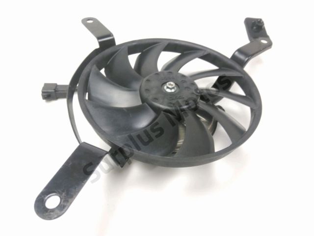 Ventilateur occasion TRIUMPH STREET TRIPLE 2011